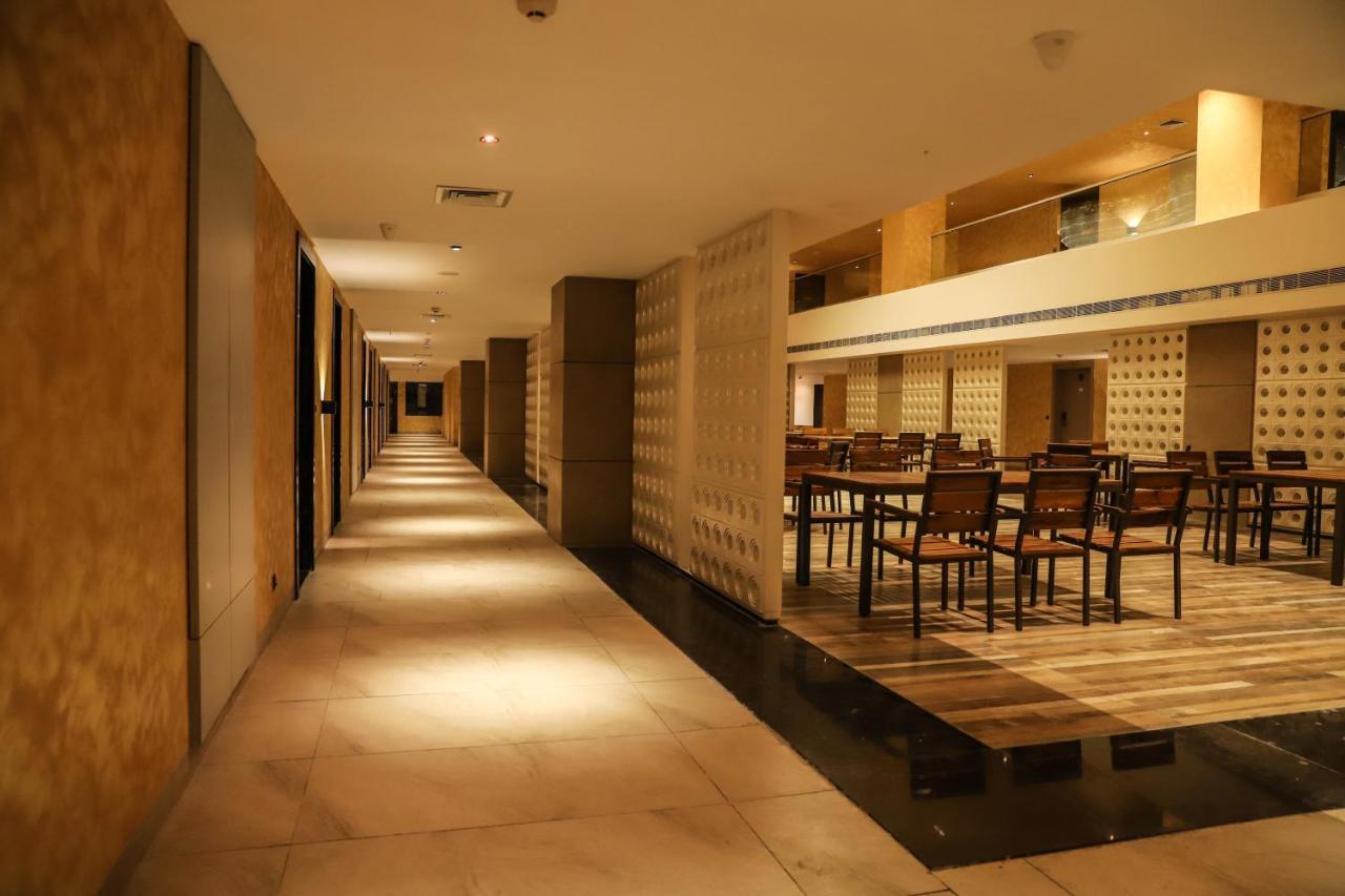 Vits Bharat Nanded Hotel Exterior photo